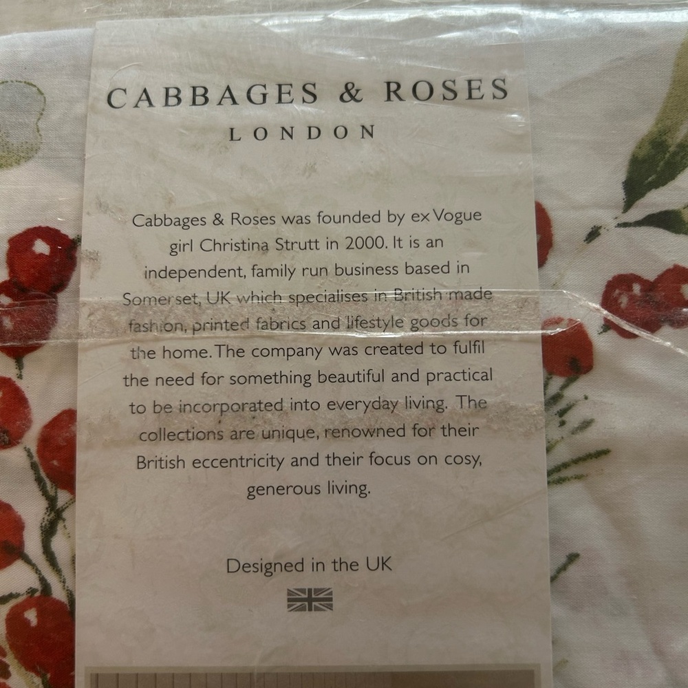 Cabbages & Roses King Size 3 pc. Duvet Set. Christmas Foliage- Fir Ruby. NWT - Picture 8 of 9